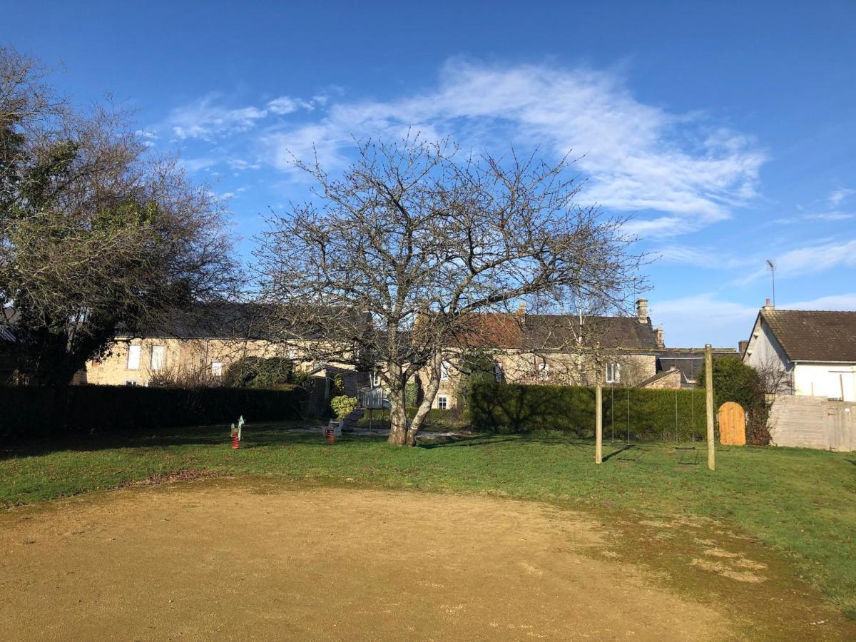 Maison D'Hotes La Doucelle Culture Et Bien-Etre Lignieres-Orgeres ภายนอก รูปภาพ
