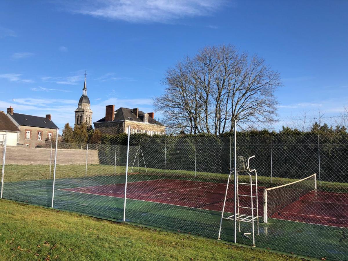 Maison D'Hotes La Doucelle Culture Et Bien-Etre Lignieres-Orgeres ภายนอก รูปภาพ