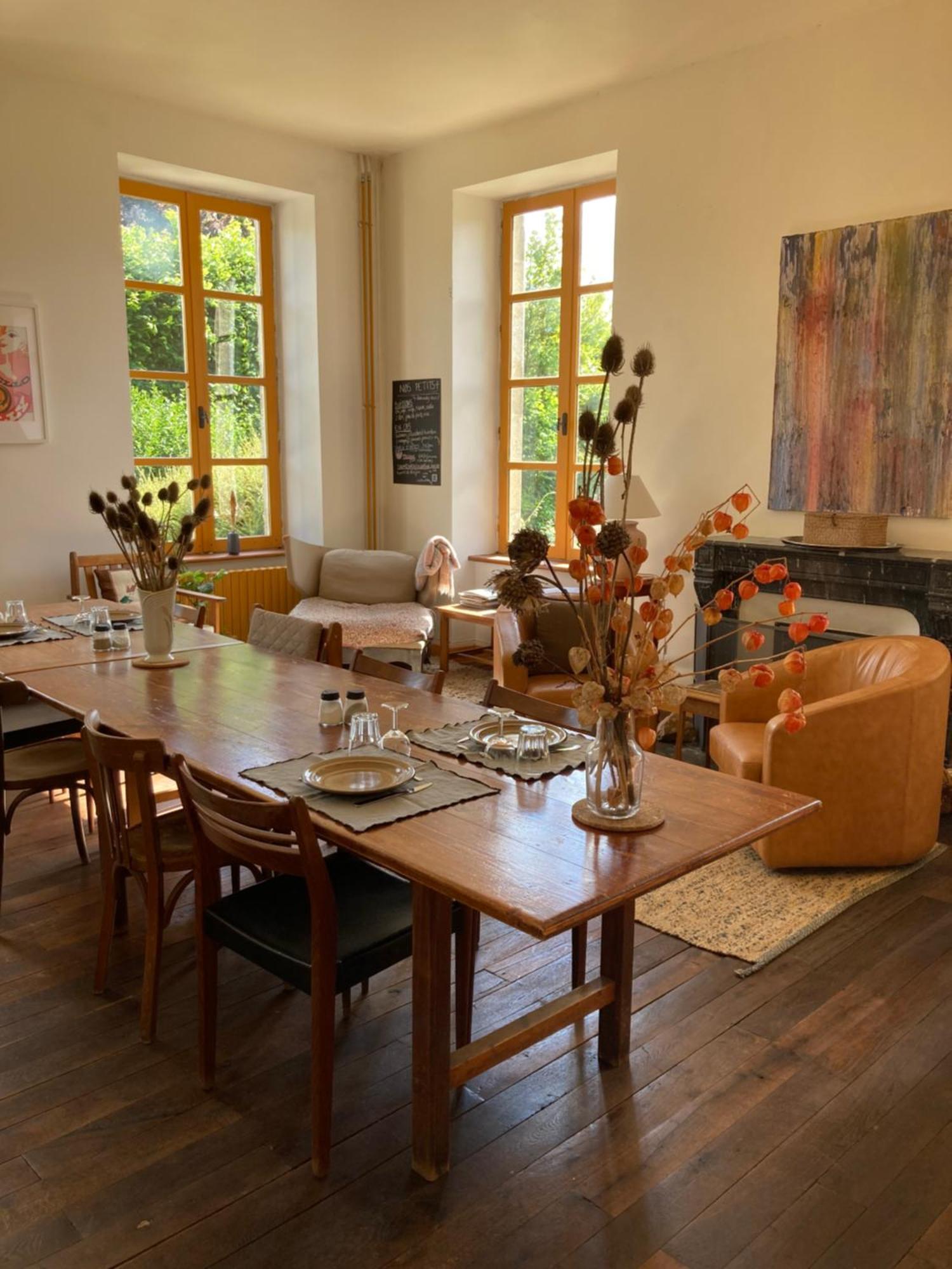 Maison D'Hotes La Doucelle Culture Et Bien-Etre Lignieres-Orgeres ภายนอก รูปภาพ